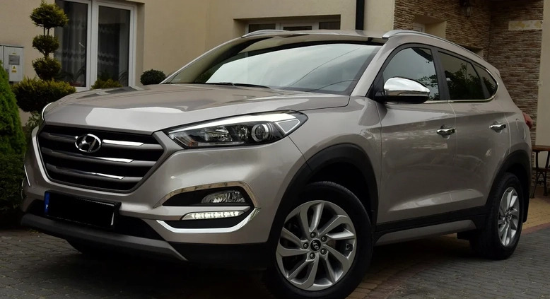 Hyundai Tucson cena 78700 przebieg: 67000, rok produkcji 2017 z Kielce małe 326